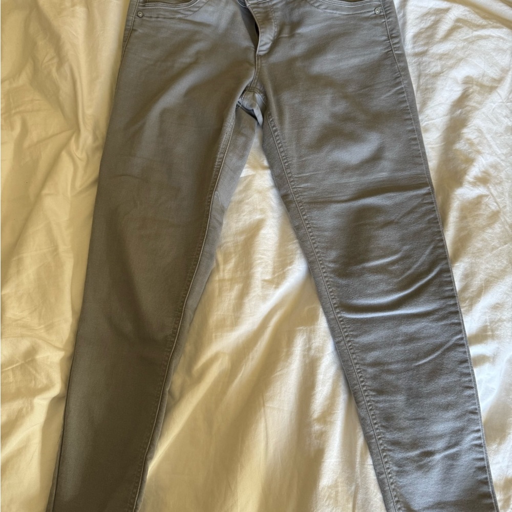 Light Gray Skinny Jeans with Textured Denim